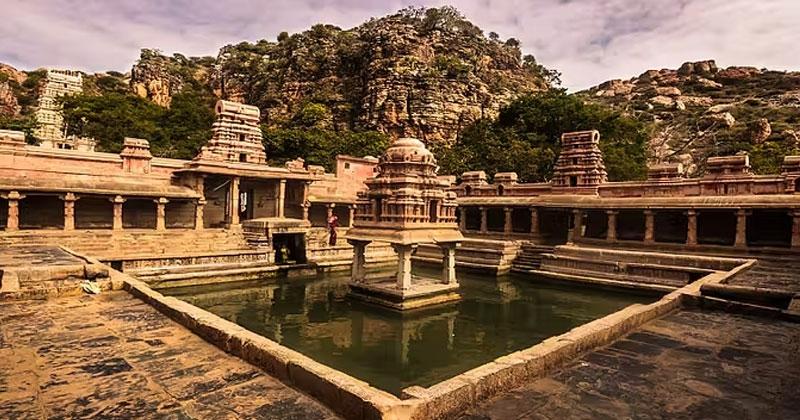 Pilgrim Places in kurnool to visit with family